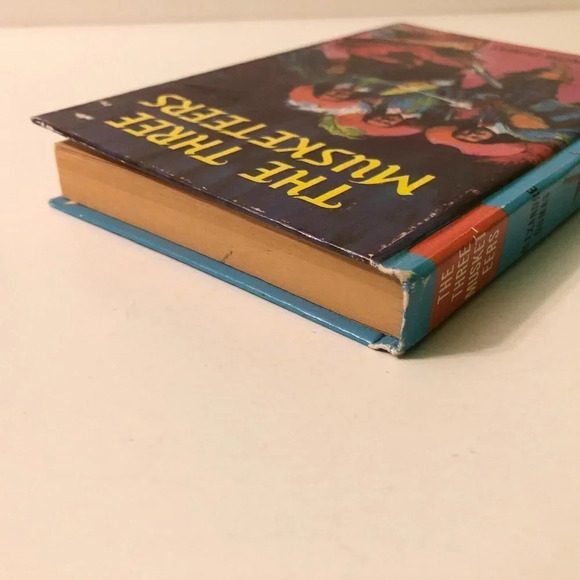 Vtg 1974 The Three Musketeers Alexandre Dumas Childrens Press Hardcover - Picture 6 of 16